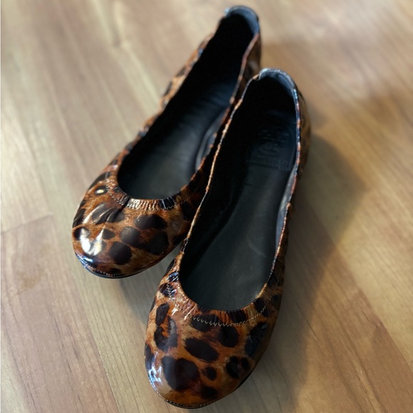 Tory Burch Shoes - TORY BURCH Leopard Print Ballet Flats - Size 8